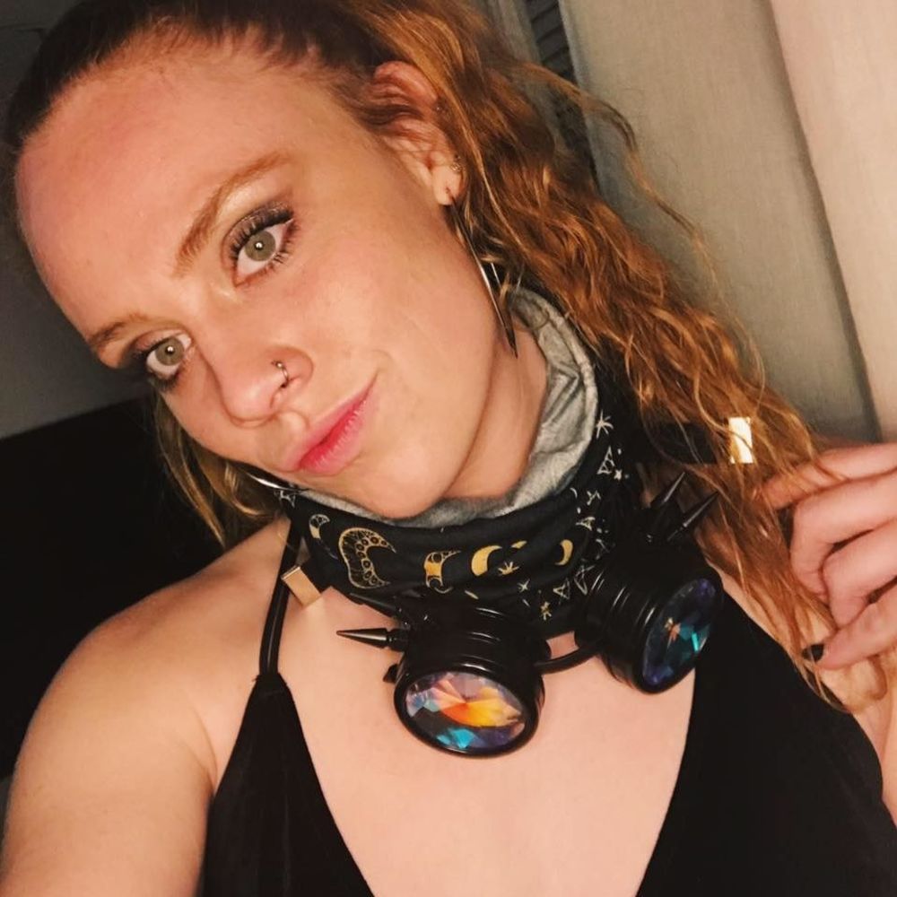 Meet your Posher, Hannah